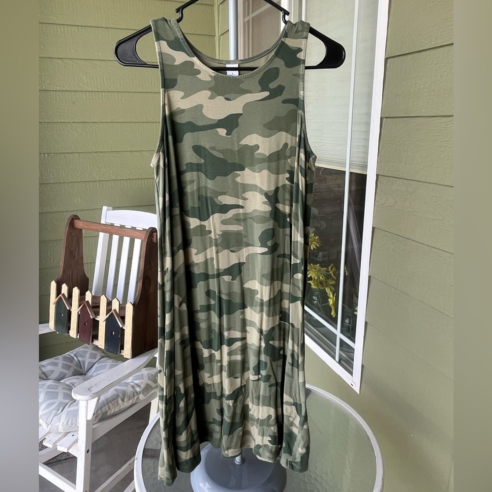 Old Navy Camouflage Sleeveless Dress